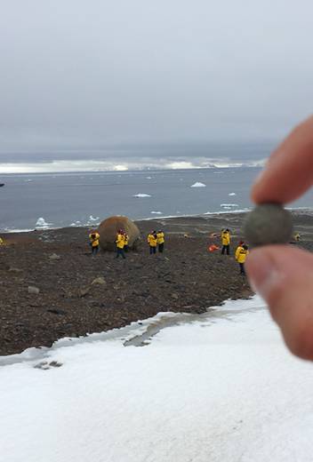 The Lilliehöök Glacier: A Frozen Giant Shaped by Millennia of Arctic Ice 
