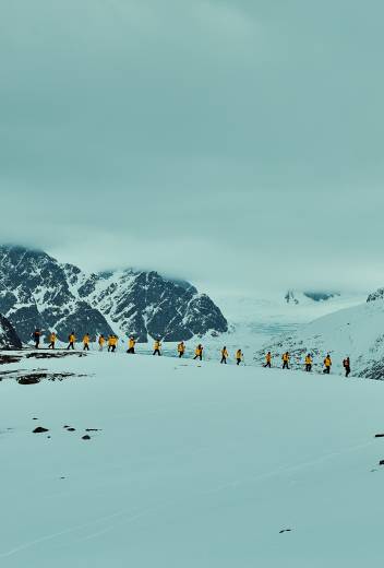 The Lilliehöök Glacier: A Frozen Giant Shaped by Millennia of Arctic Ice 