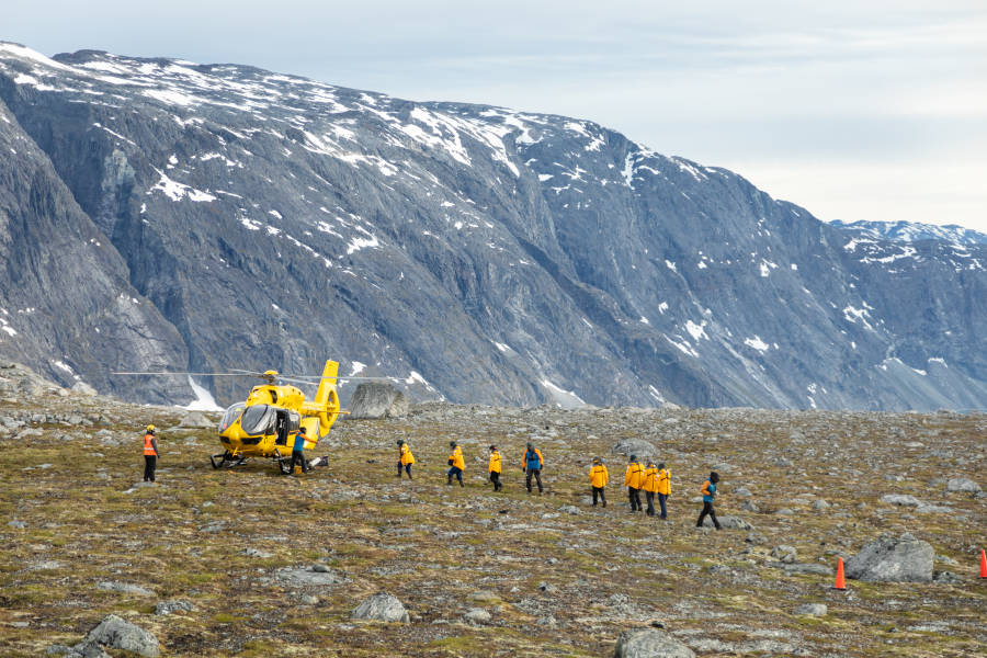 Exclusive Heli-Landing