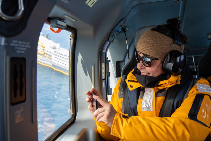 Antarctica by Helicopter: Crossing the Circle and the Peninsula