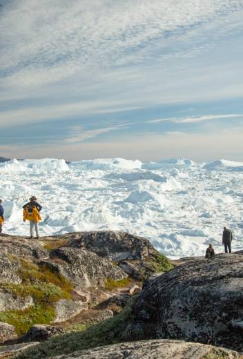 The Lilliehöök Glacier: A Frozen Giant Shaped by Millennia of Arctic Ice 