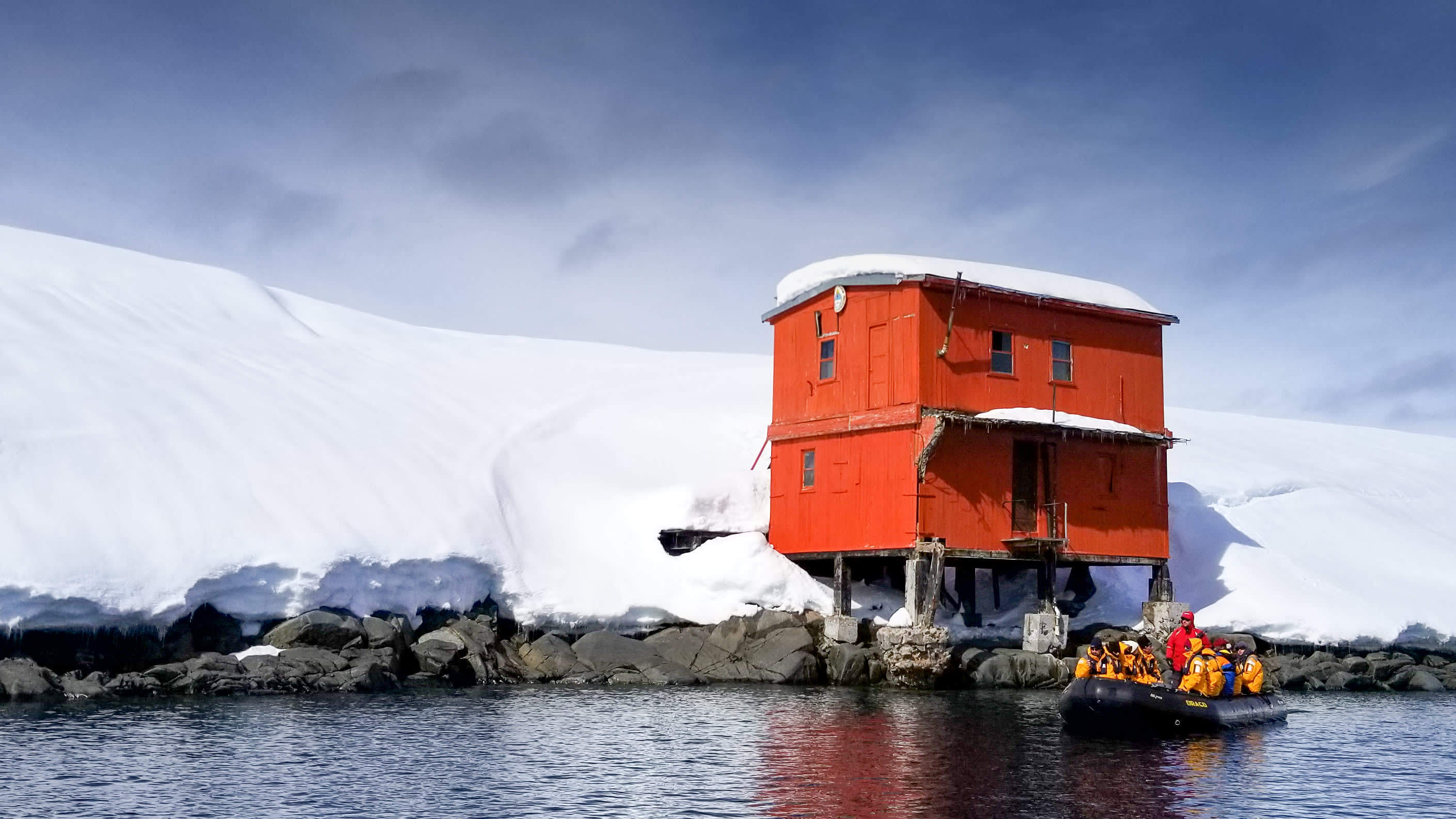 Snow Hill to the Peninsula: Shackleton’s Emperors