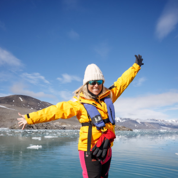 Zodiac cruise in Svalbard