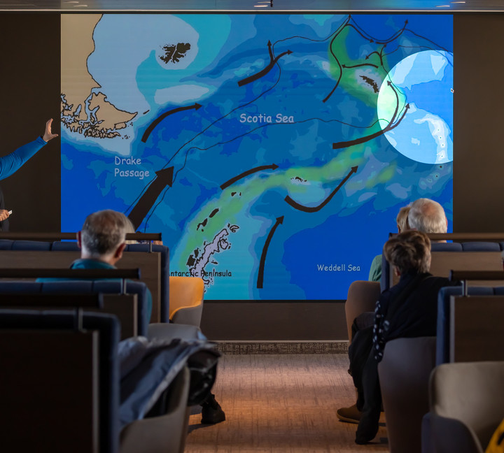 Antarctic Peninsula: Crossing the Circle