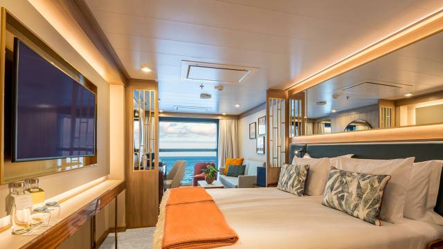 Infinity Suite